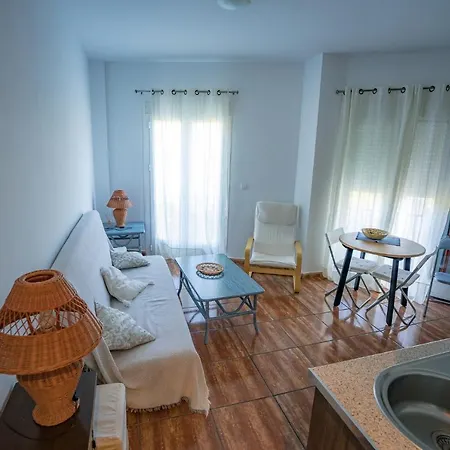Calle Cruz Apartment *